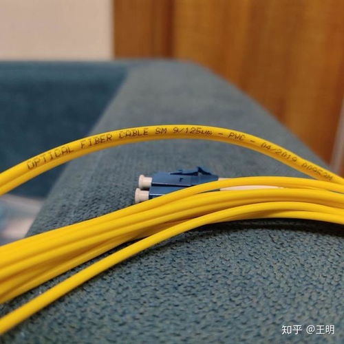 光纖跳線標(biāo)識(shí)全解析 從多模、單模到OM3萬兆跳線