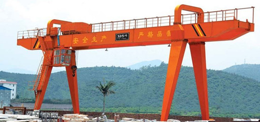 河南省鐵山起重設(shè)備 打造冶金行業(yè)新時(shí)代，助力工業(yè)強(qiáng)國夢